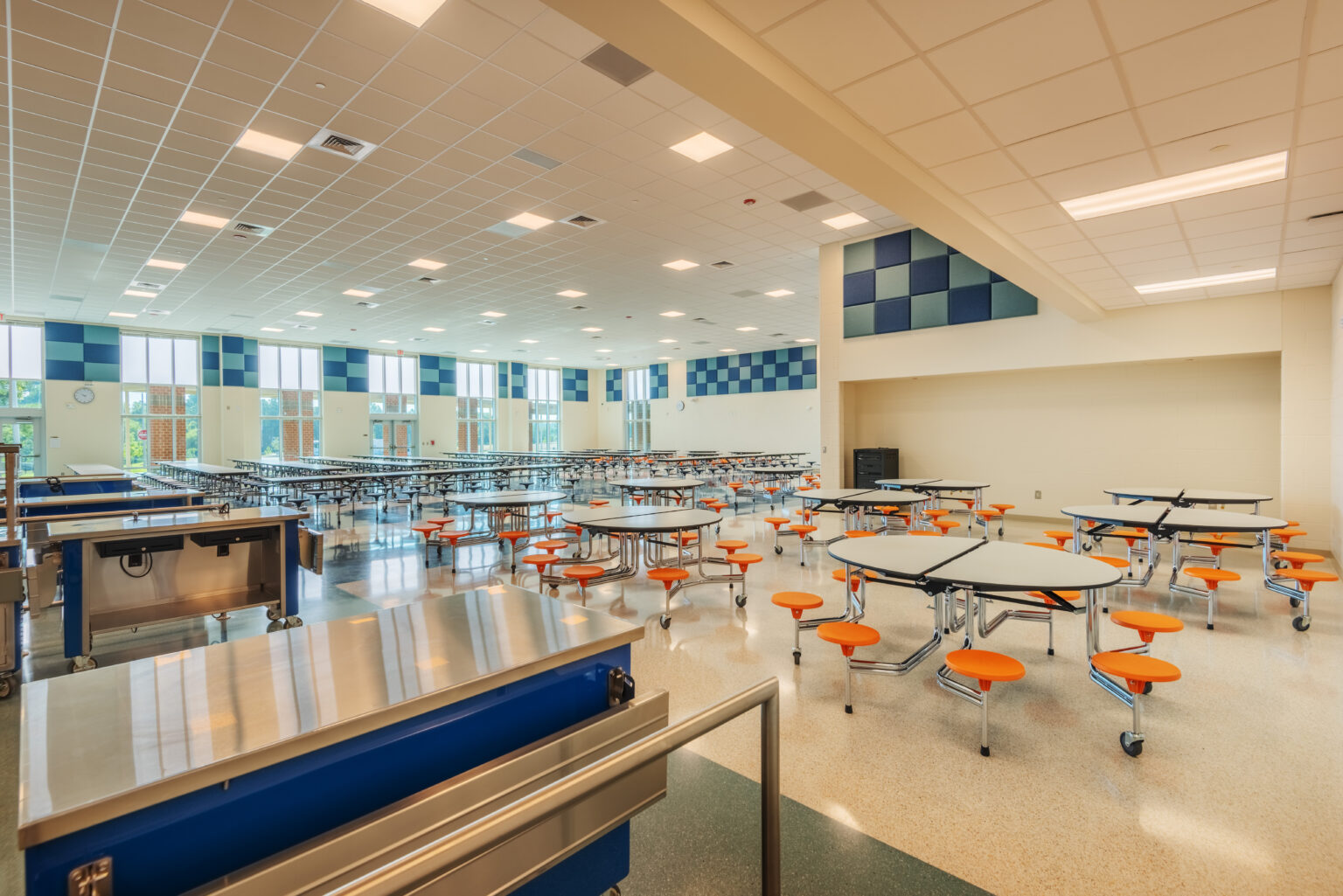 Neuse River Middle School Cafeteria - Barnhill Contracting Company