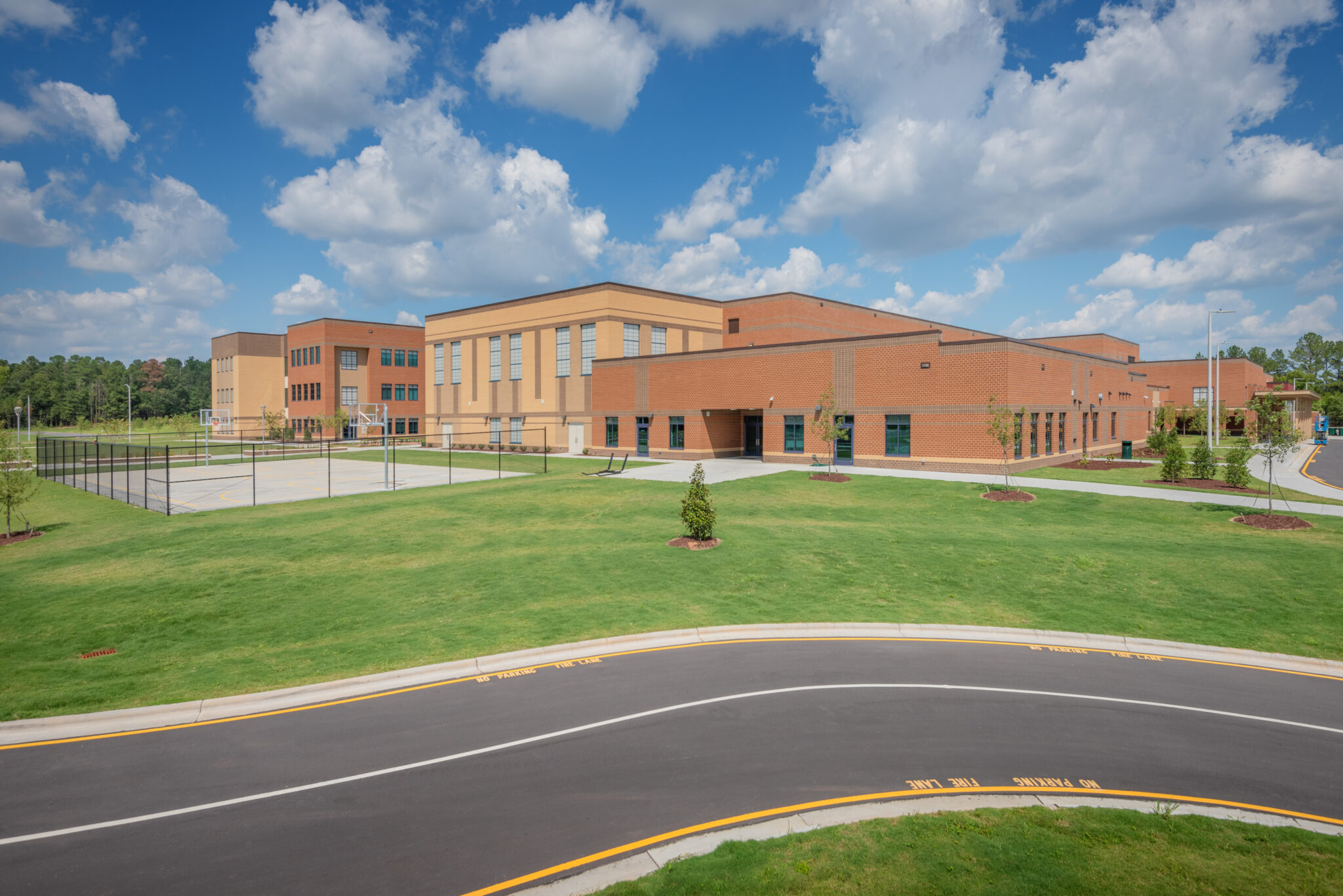 Alston Ridge Middle School Outdoor Basketball Court - Barnhill ...